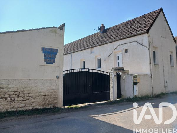Maison à vendre 4 pièces 93 m² Saint-Sernin-du-Plain