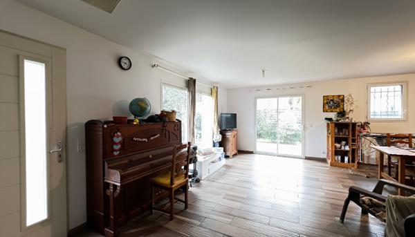 Maison Saint Augustin plain-pied 5 pièces et dépnedance impasse et environnement naturel