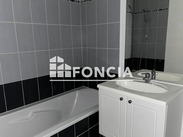 Location Appartement 2 pièces 48.43 m² - 187 ROUTE DE DIEPPE Notre Dame De Bondeville 76960