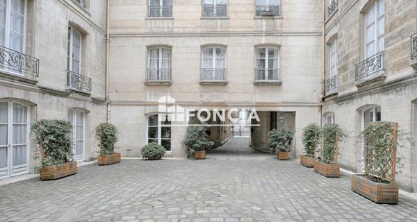 À vendre Parking 12 m² - Paris 75004