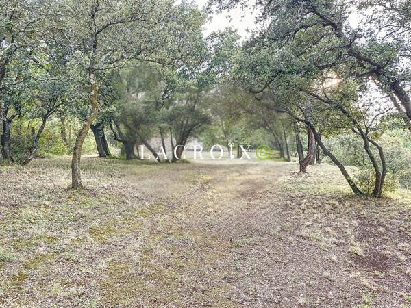 Terrain non constructible à MONTEUX (84170)