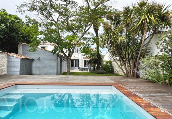Villa à vendre avec piscine - Le Bois Plage en Ré