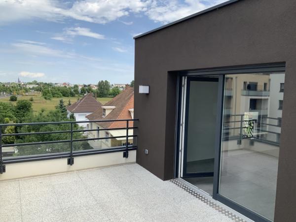 Location Appartement 2 pièces Illkirch-Graffenstaden (67400) - PROCHE COMMERCES