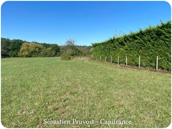 Terrain à vendre de 1 500,00 m² MILHAC DE NONTRON (24) - CU Opérationnel 03.2026 - Terrain plat.