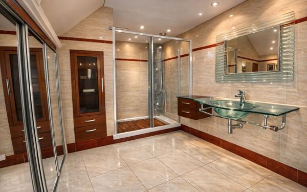 Maison à vendre    7 pièces •  Le Mans