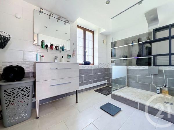 Maison à vendre  5 pièces - 144,95 m 2   PONT AUDEMER  - 27