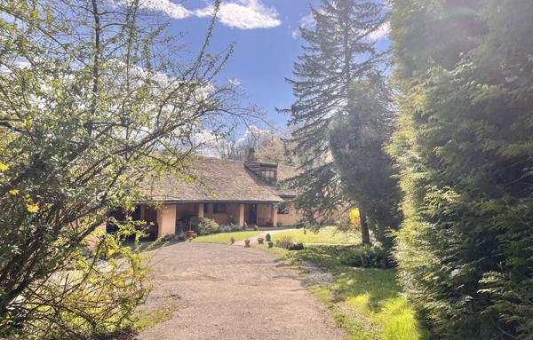 Maison exeptionnelle sur Mercury 450 m2 carrez et 10 408 m2 de terrain