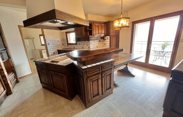 Maison exeptionnelle sur Mercury 450 m2 carrez et 10 408 m2 de terrain