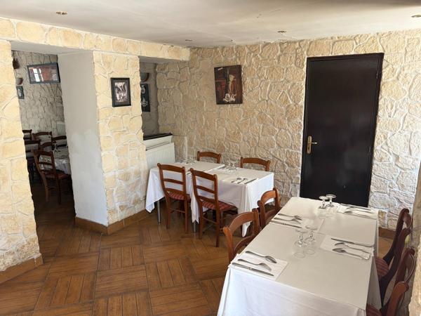 Café-Bar-Restaurant avec logement inclus