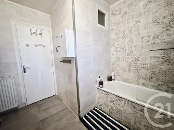 Appartement F4 à vendre  4 pièces - 87,36 m2 SOISY SOUS MONTMORENCY - 95