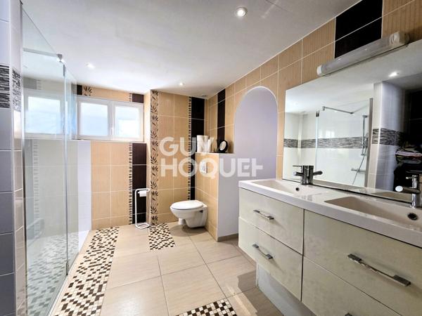 Maison de caractère à vendre de 153 m² + dépendances