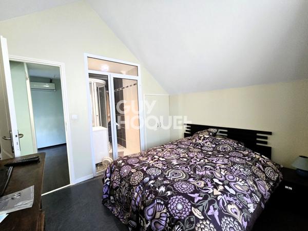 Maison de caractère à vendre de 153 m² + dépendances