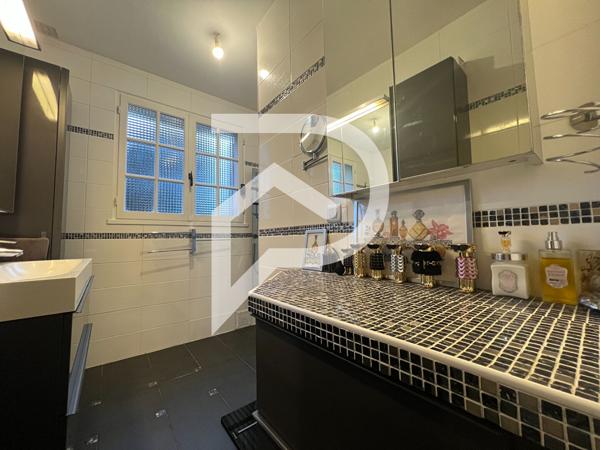 Maison 10 pièces 205 m2