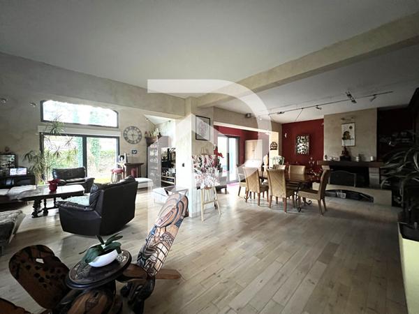 Maison 10 pièces 205 m2