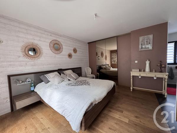 Maison à vendre  8 pièces - 272 m2 ST SATURNIN - 72