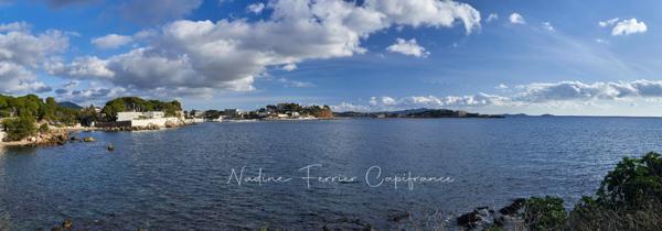 T3 TRIPLEX 95 m² HABITABLES – VUE MER 180° – CALME ABSOLU – JARDIN & TERRASSE – PARKING – BANDOL