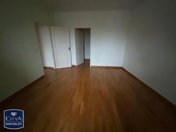 Appartement à louer 3 pièces 87.32m² Sedan (08200)