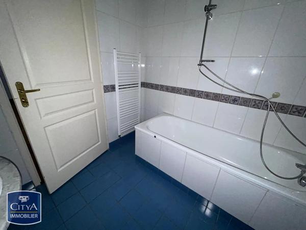 Appartement à louer 3 pièces 87.32m² Sedan (08200)