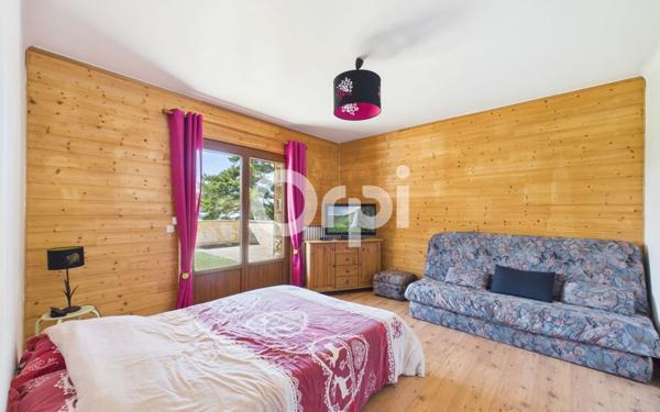 Maison à vendre    6 pièces •  Gréolières