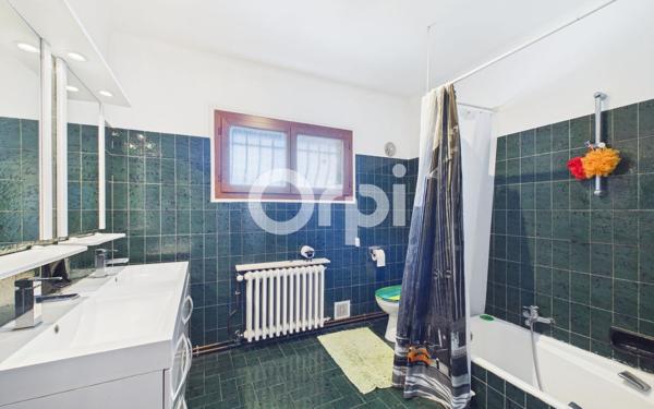 Maison à vendre    6 pièces •  Gréolières