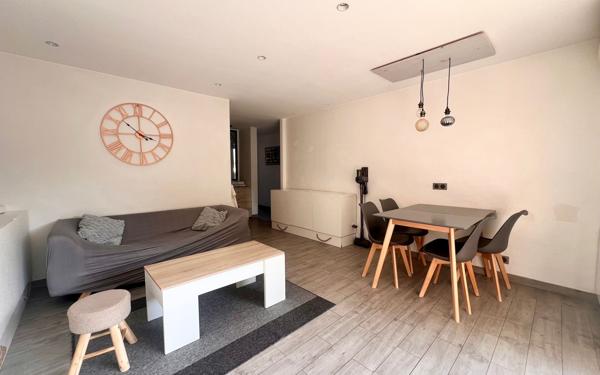 Appartement à vendre    3 pièces • 54 m2 Villeneuve-Loubet