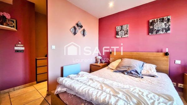 Appartement rénové avec soin, lumineux et fonctionnel- Coup de cœur assuré.