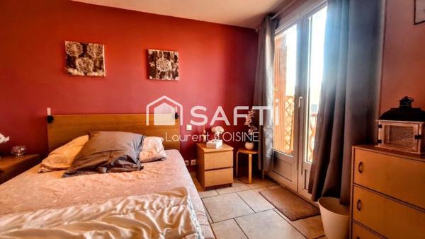 Appartement rénové avec soin, lumineux et fonctionnel- Coup de cœur assuré.