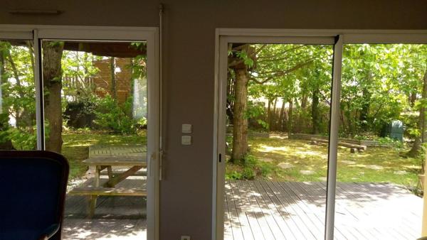 MAISON AVEC 5 CHAMBRES A PELLOUAILLE LES VIGNES