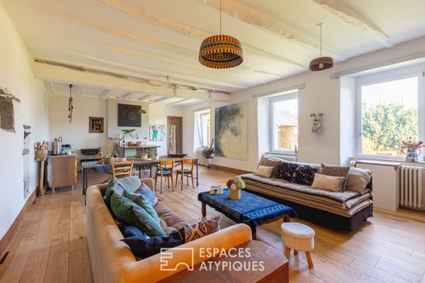 Ancien presbytère rénové plein centre d’Uzel