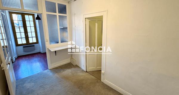 À vendre Studio 38.42 m² - Poitiers 86000
