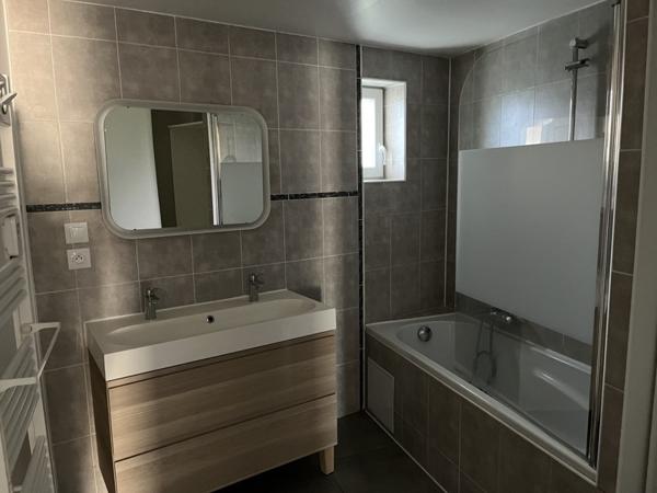 Immeuble à vendre |  Le Tréhou |  261 m²