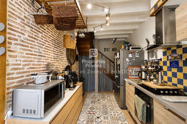 Maison de 67 m², 3 pièces, une dépendance, serre et extérieurs - Vatan