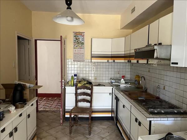 Immeuble à vendre |  Castelsarrasin |  377 m²