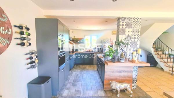 Maison de 133 m² avec piscine