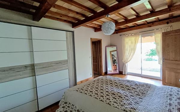 Maison à vendre    6 pièces • 203 m2 Blauzac