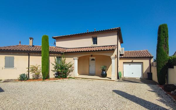 Maison à vendre    6 pièces • 203 m2 Blauzac