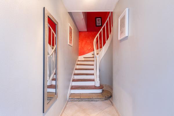 Immeuble Hyper-centre de Rochefort 3 logements et dépendances