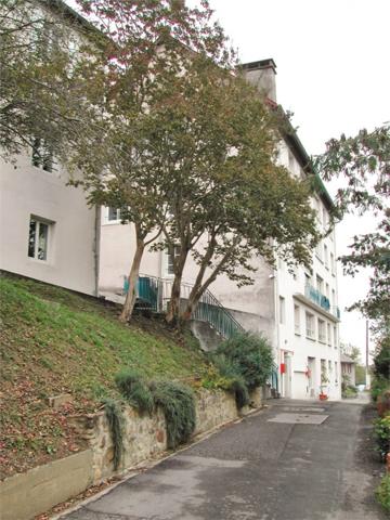 Immeubles au cœur d’un domaine de plus de 4 hectares – Secteur privilégié de Pau