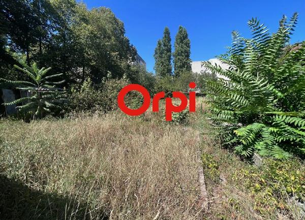 Terrain à vendre    Vaulx-en-Velin