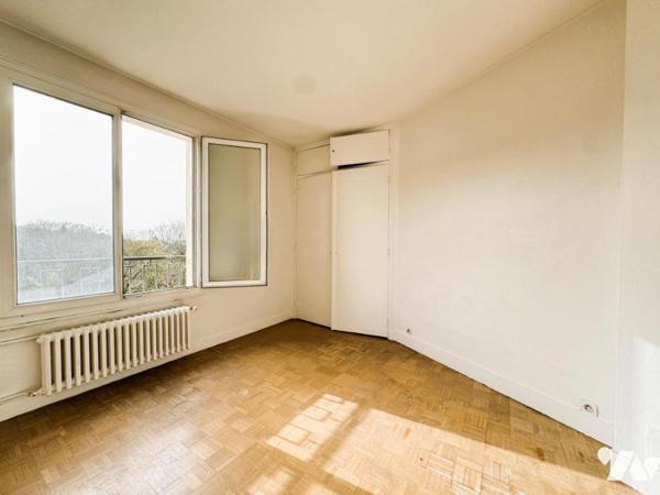 Appartement 2 pièces - Vue Dégagée sur le parc des Buttes-Chaumont