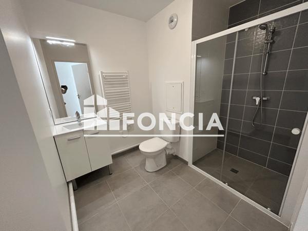 Location Appartement 2 pièces 46.22 m² - SENTE DU POMMERET Petit-couronne 76650