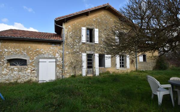 Maison à vendre    5 pièces •  Larbey
