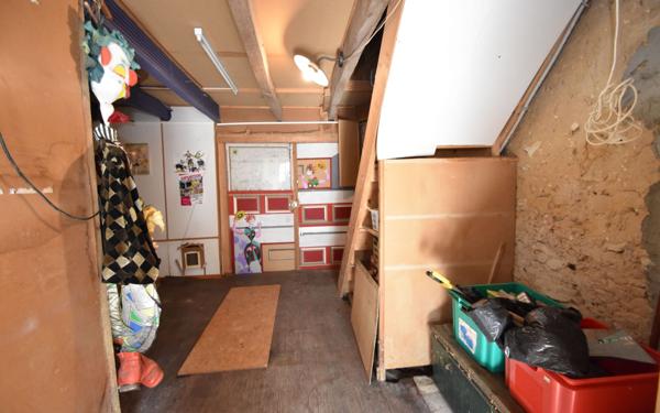 Maison à vendre    5 pièces •  Larbey