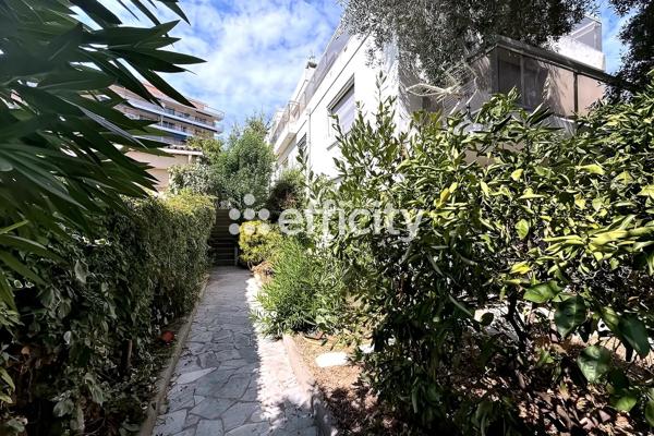 Maison 10 pièces - 303 m² Bien prestige