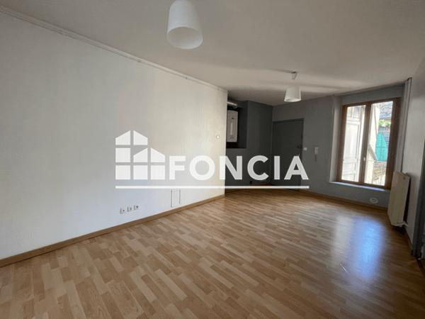 Location Appartement 3 pièces 59.9 m² - Charleville-mézières 08000
