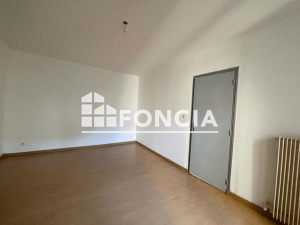 Location Appartement 3 pièces 59.9 m² - Charleville-mézières 08000