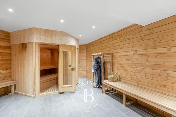 Sainte-Lucie-de-Porto-Vecchio, Villa 8 Chambres -  596 m² à vendre