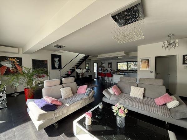 Maison T6 160m2  Belberaud (31450)