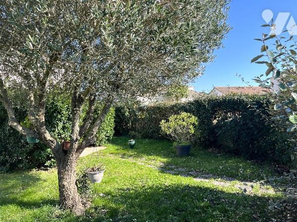 Maison à vendre située dans un secteur calme à seulement 1km des plages et centre de PREFAILLES.