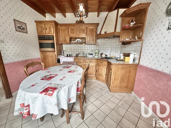 House for sale 4 rooms 94 m² Bricquebec-en-Cotentin